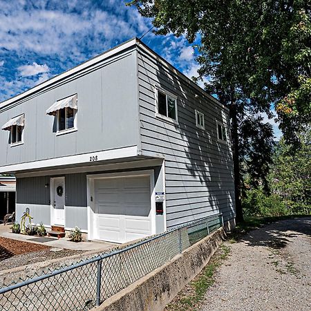 Peak Haven: 2Br Mountain View Villa Келог Екстериор снимка