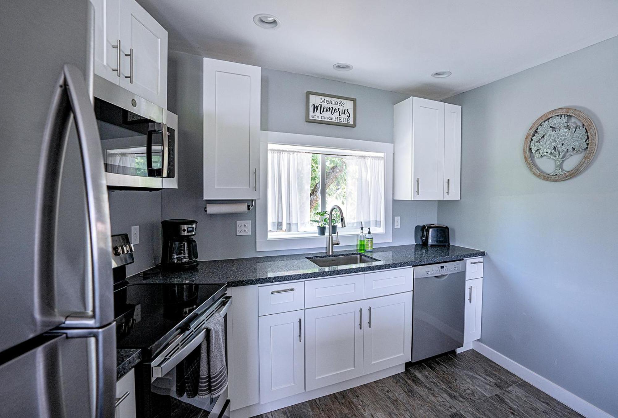 Peak Haven: 2Br Mountain View Villa Келог Екстериор снимка